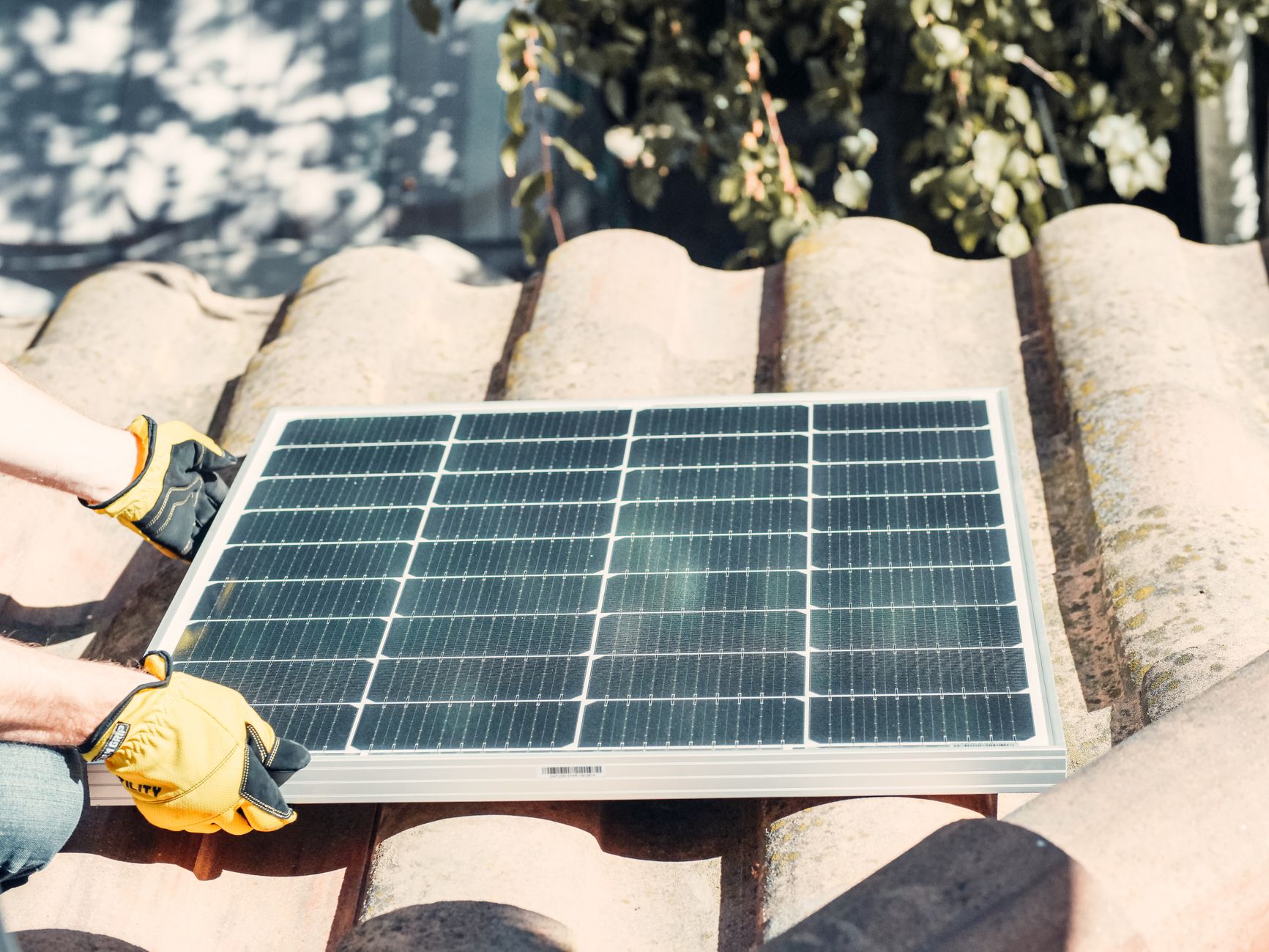 Installateur panneaux solaires équipe à Mulhouse